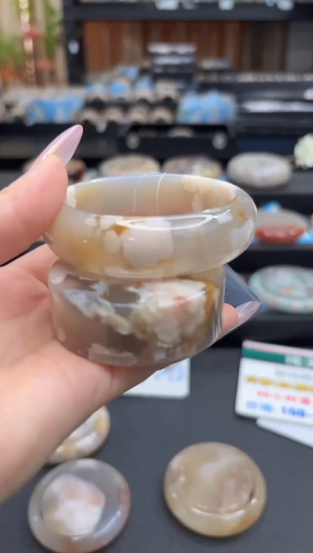 未镶嵌手镯石英质玉C46(56圈赠送镯心)