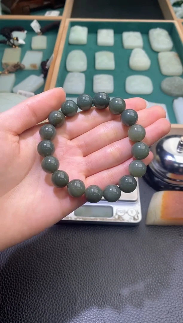 未镶嵌手串和田玉且末料手串