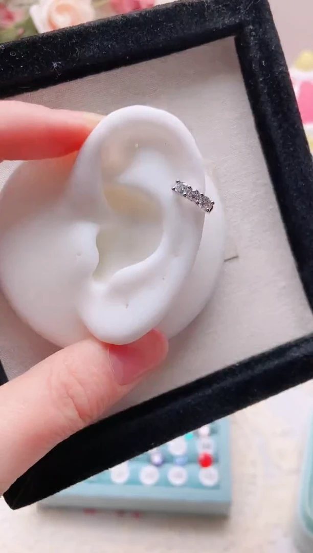 钛钢合金合成立方氧化锆圆形白锆耳圈|TS28一只