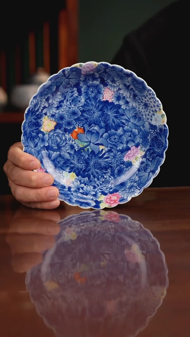 晓剑窑青花加彩万花