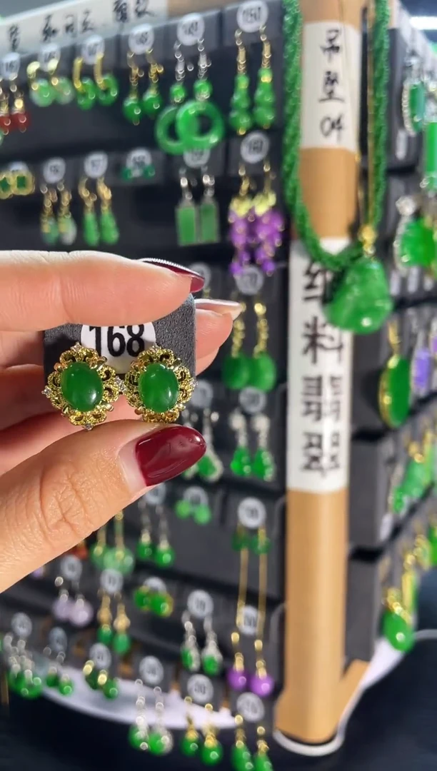 【闪购商品】翡翠耳饰银S925镶嵌168...