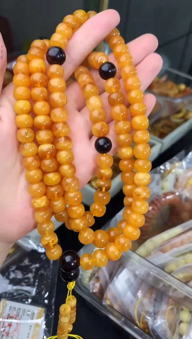 蜜蜡未镶嵌珠宝奇石54