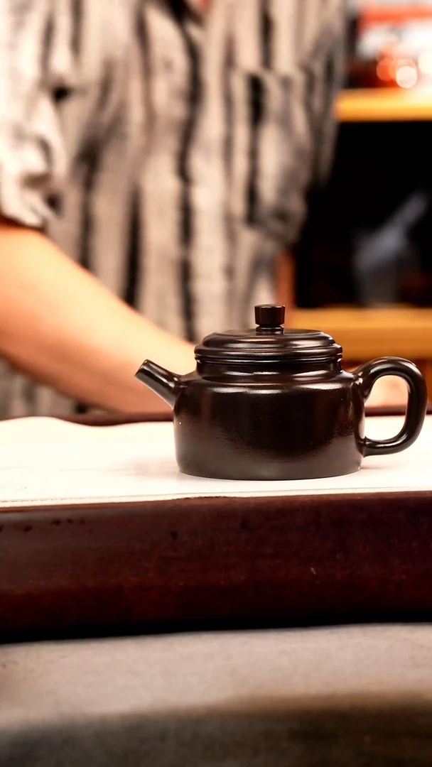 茶壶紫砂石黄 德钟 光素