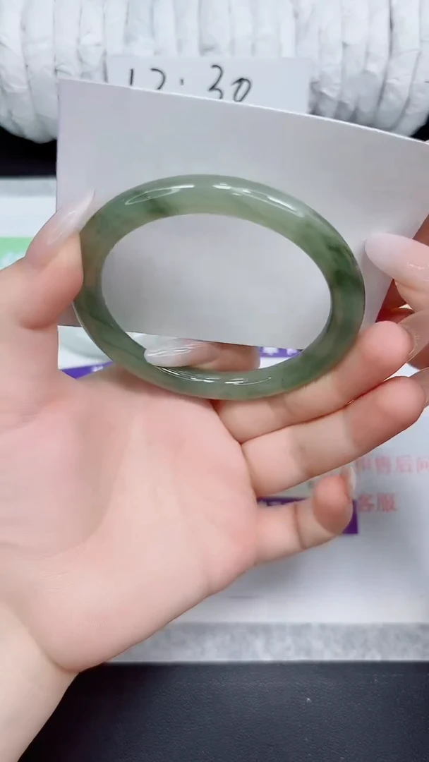 石英质玉手镯未镶嵌9-60