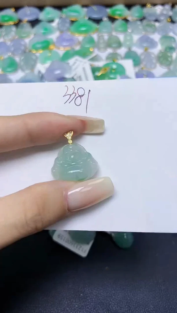 翡翠未镶嵌颈饰 天然缅甸翡翠A货