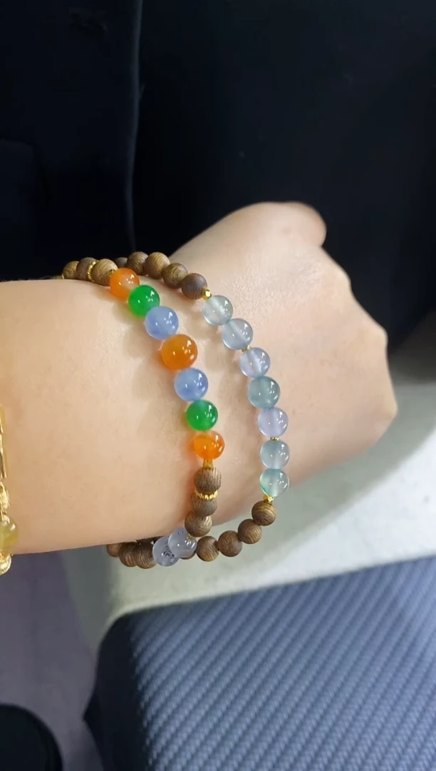 【闪购商品】翡翠把件未镶嵌两圈手串