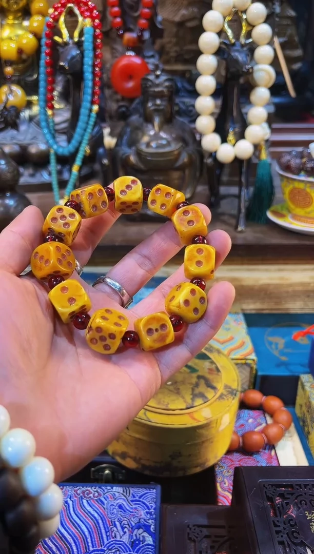 【闪购商品】蜜蜡裸石未镶嵌专属链接便宜出了