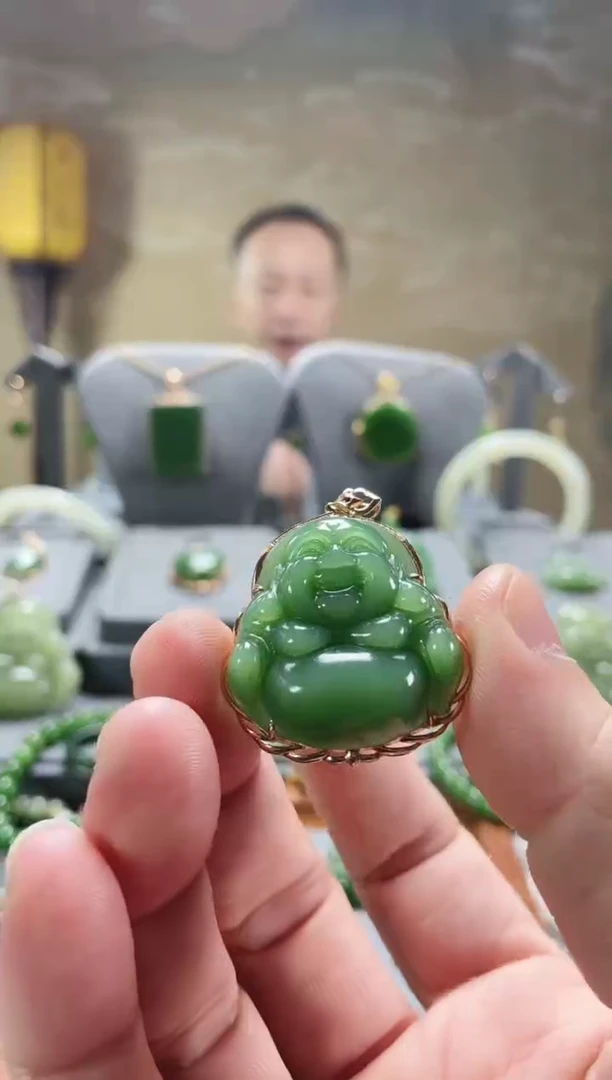 【闪购商品】和田玉吊坠(不含链)18K金镶嵌吊坠