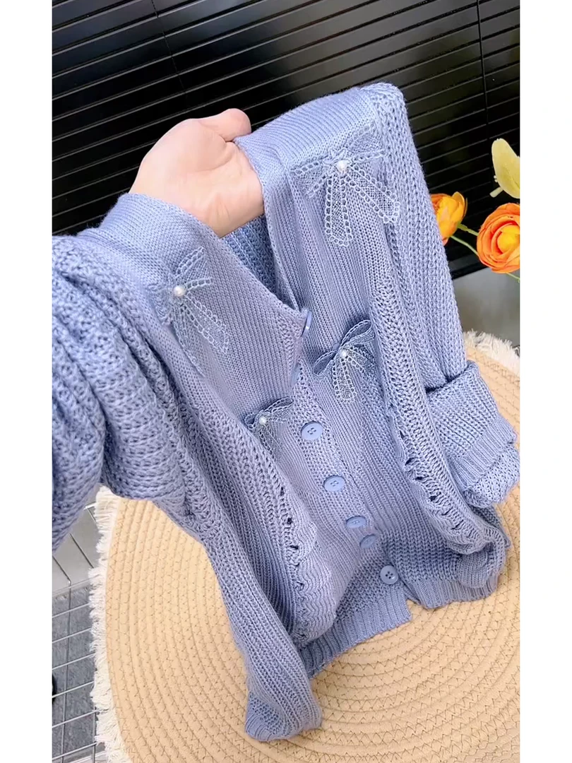 高端定制蝴蝶珍珠修饰紫色针织女2025秋季新款温柔舒适有韵味毛衣