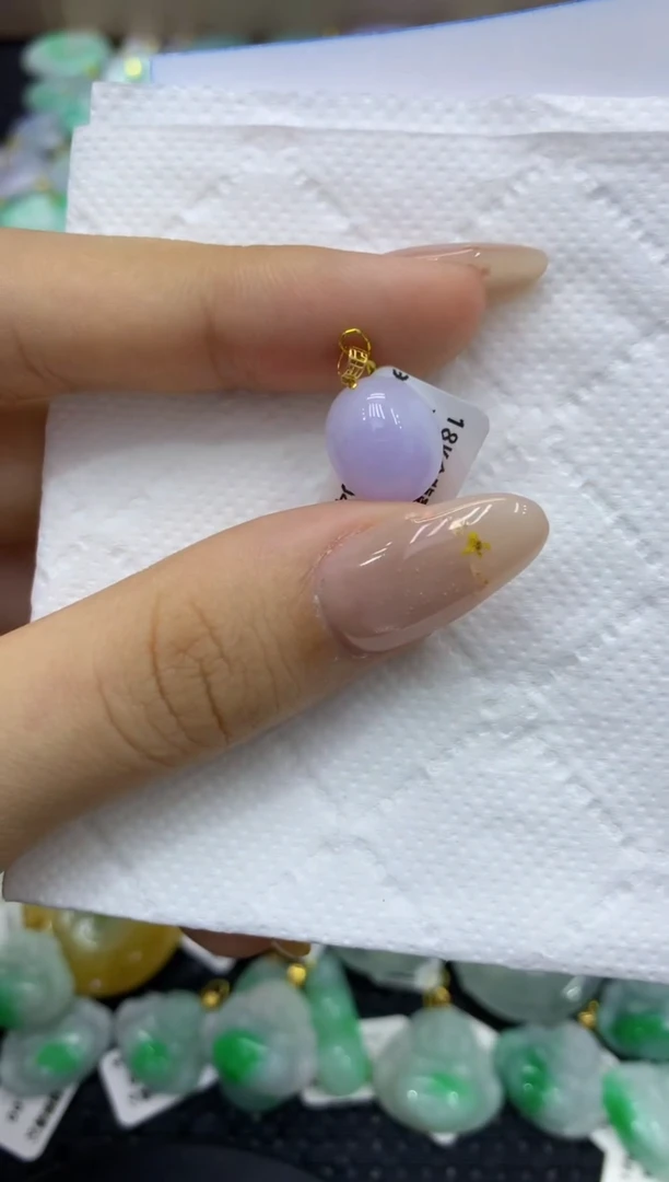 颈饰18K金镶嵌翡翠天然缅甸翡翠A货
