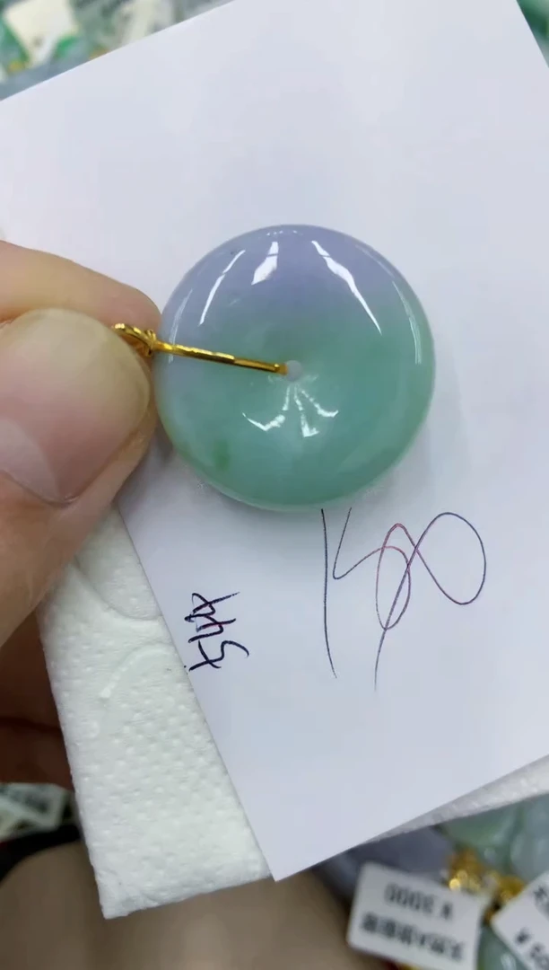 颈饰18K金镶嵌翡翠11111111111