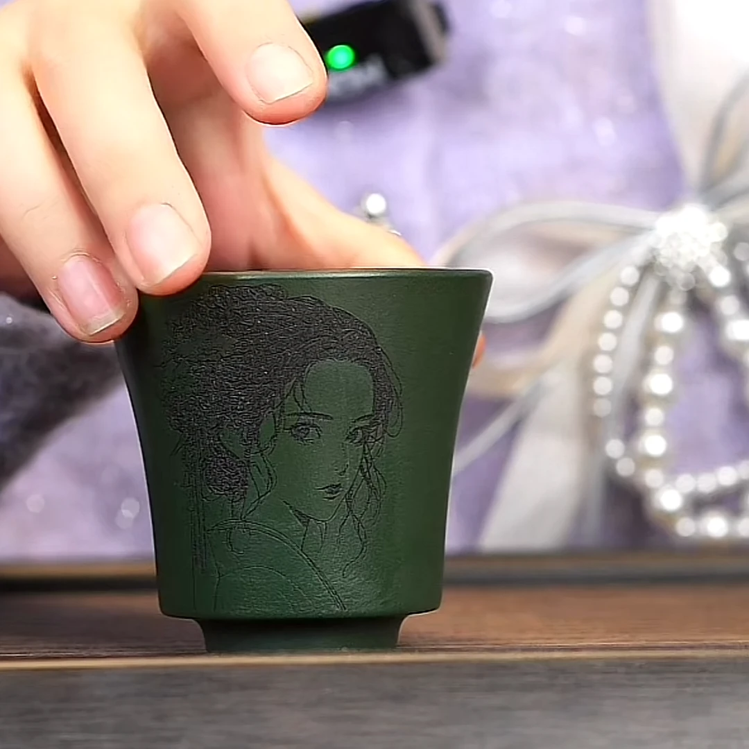 宜兴紫砂绿泥美人杯子