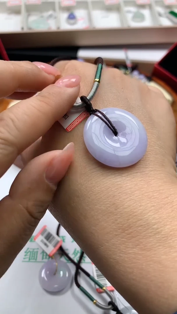 【闪购商品】翡翠吊坠(不含链)18K金镶嵌吊坠