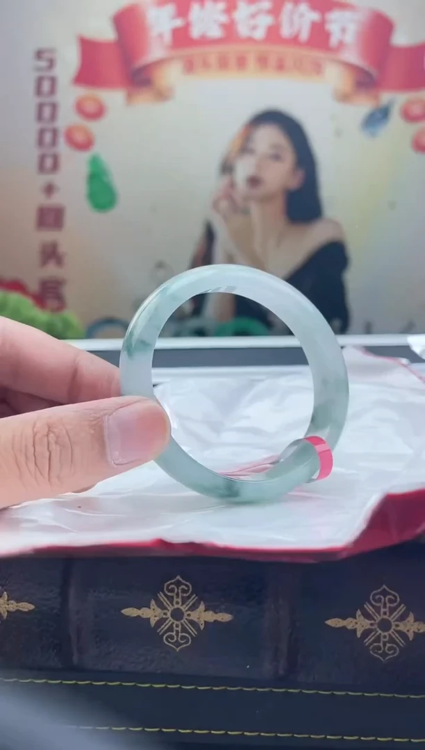 【闪购商品】翡翠手镯（贵妃镯）未镶嵌手镯7