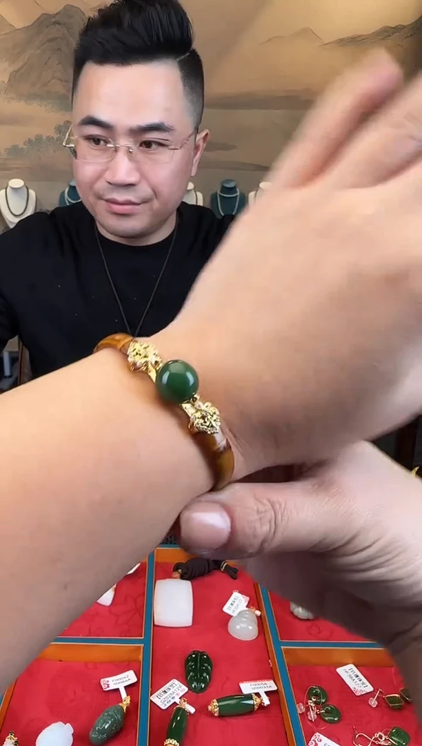 未镶嵌手链和田玉卡12转转珠