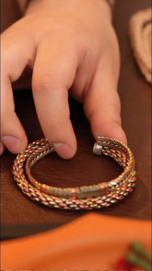 【闪购商品】菩提根/象牙果把件三色铜手镯圆和扁各一个，下单备注