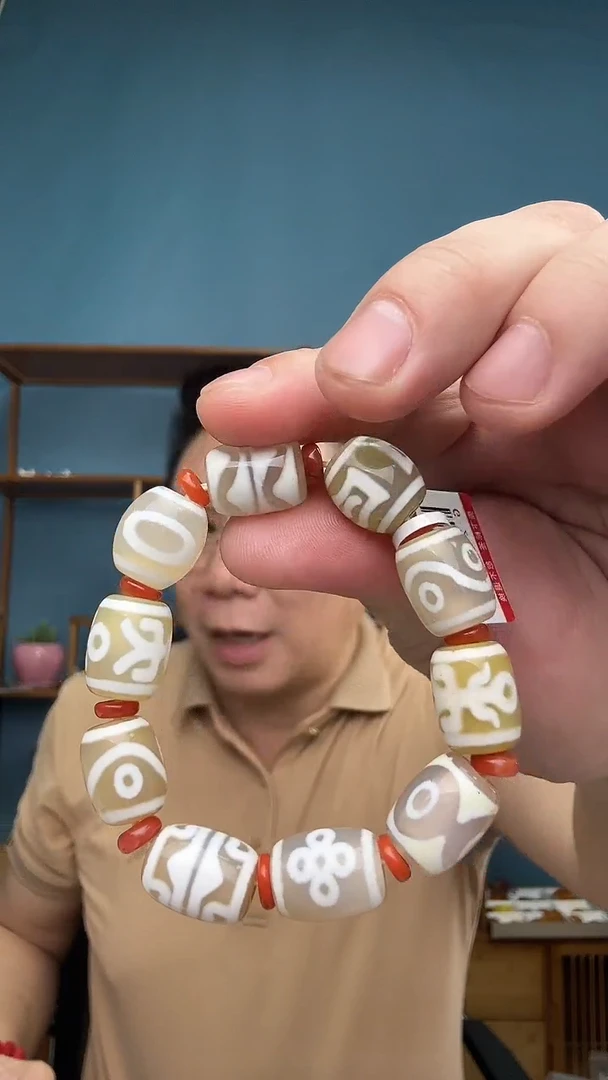 未镶嵌琥珀裸石2（有瑕介意勿拍）