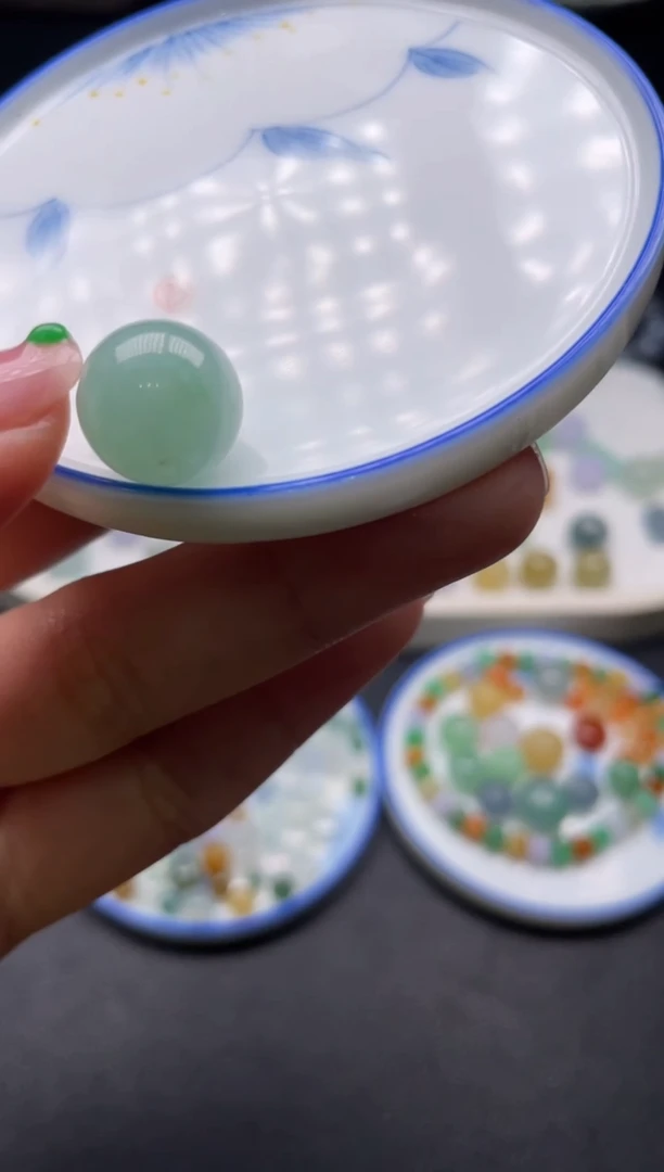 【闪购商品】翡翠颈饰未镶嵌啊A235