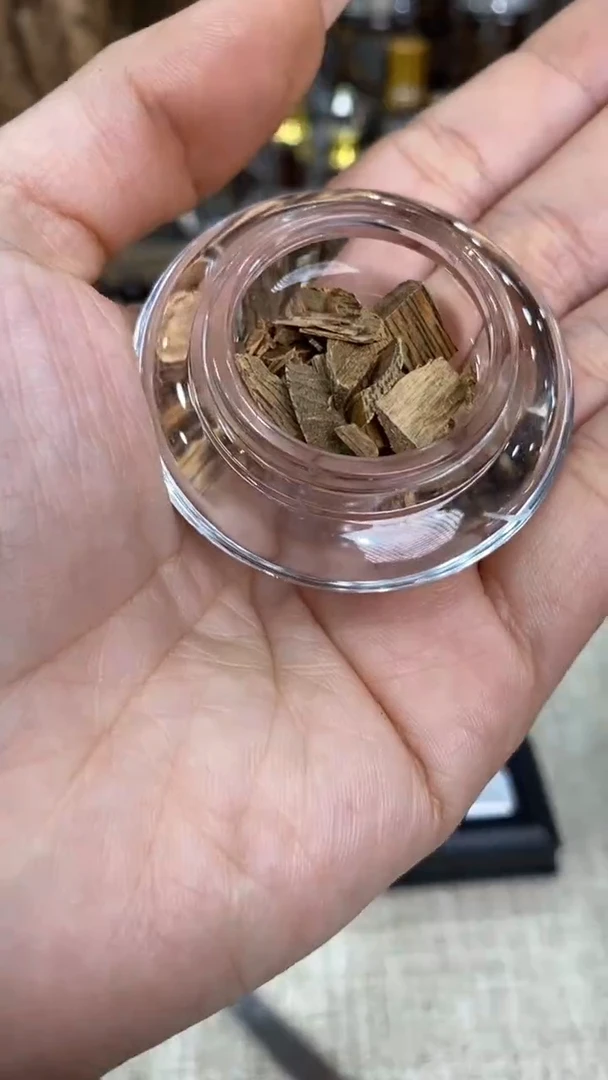 天然野沉香 菩萨棋楠 品香料 2克装