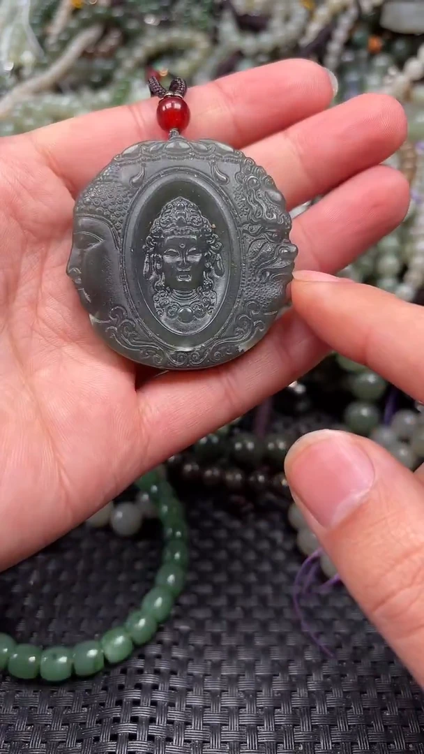 颈饰未镶嵌和田玉1