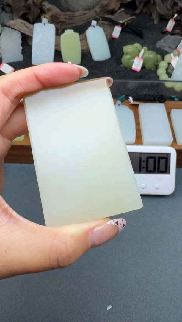 颈饰未镶嵌和田玉3