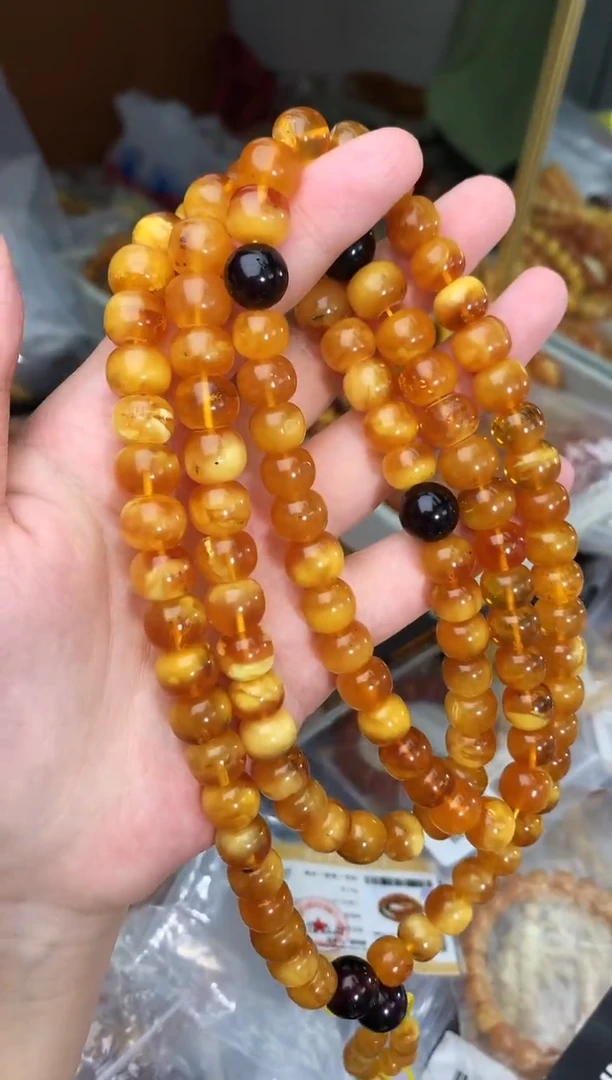 蜜蜡未镶嵌珠宝奇石67