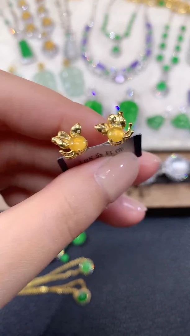 18K金镶嵌翡翠耳饰A12