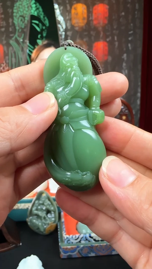 未镶嵌和田玉把件关公