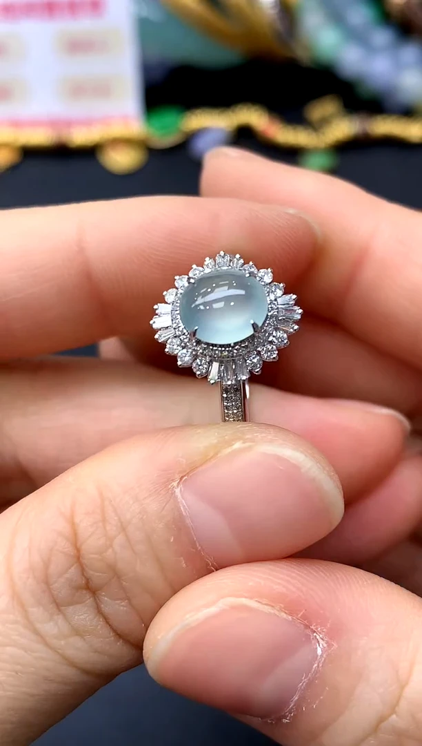 18K金镶嵌戒指翡翠220-中国好珍宝