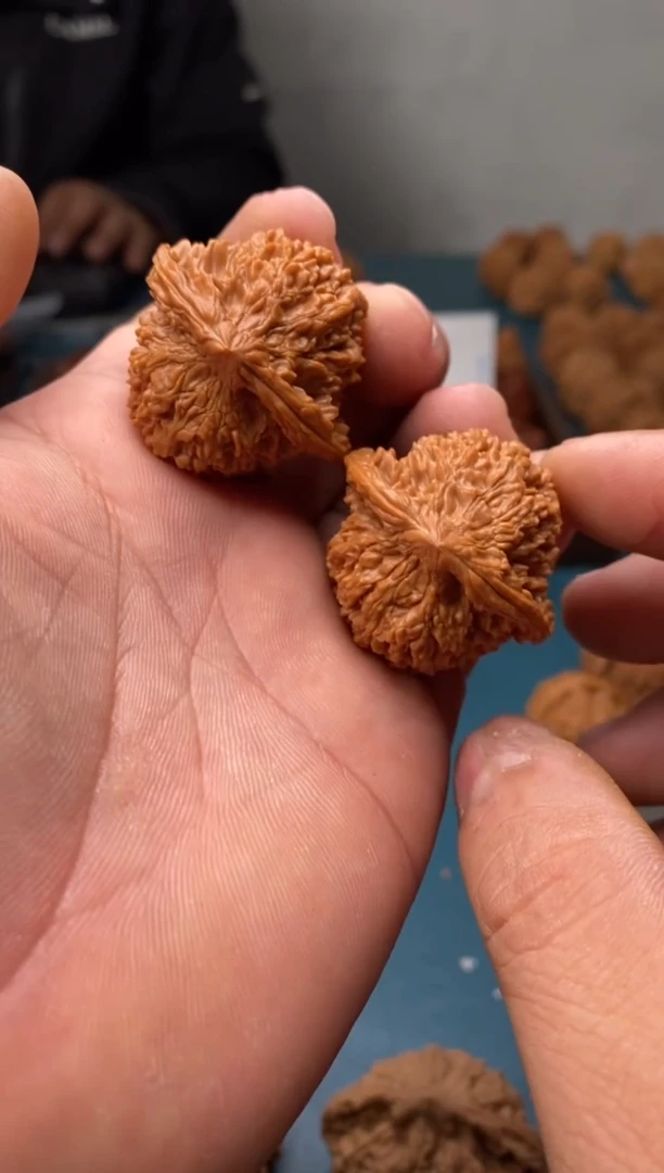 吊坠文玩核桃满天星582