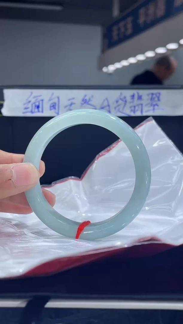 未镶嵌手镯翡翠16