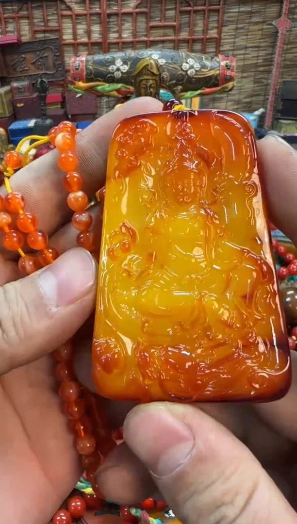 【闪购商品】蜜蜡裸石未镶嵌推荐好物如图所示