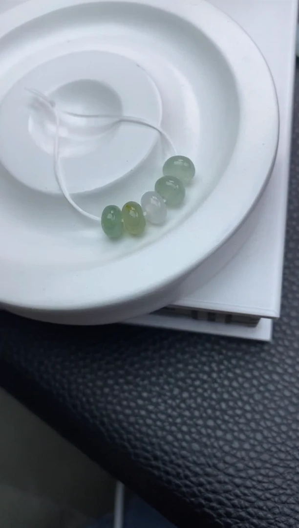 翡翠散珠51天然A货翡翠散珠卡7+