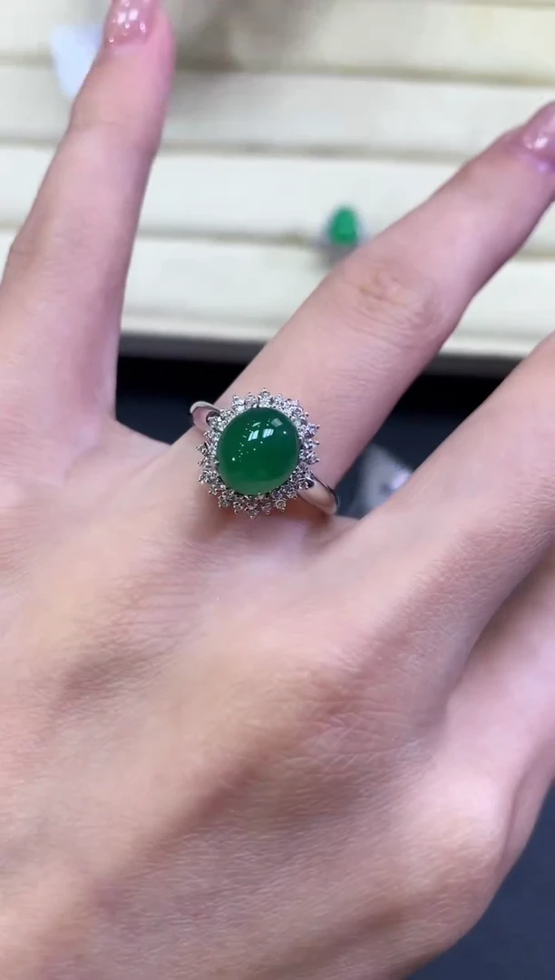 【闪购商品】翡翠戒指18K金镶嵌a240