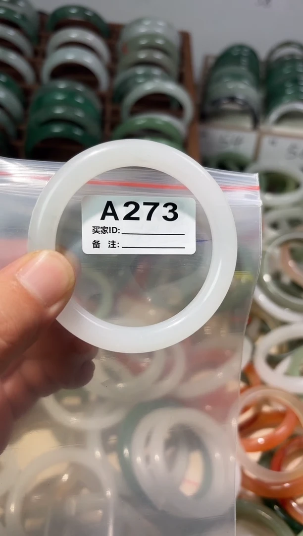 颈饰未镶嵌石英质玉鑫**钻54