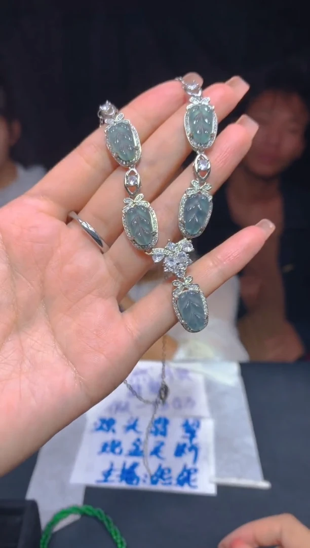 【闪购商品】定制翡翠未镶嵌146多样性发货（发其一）