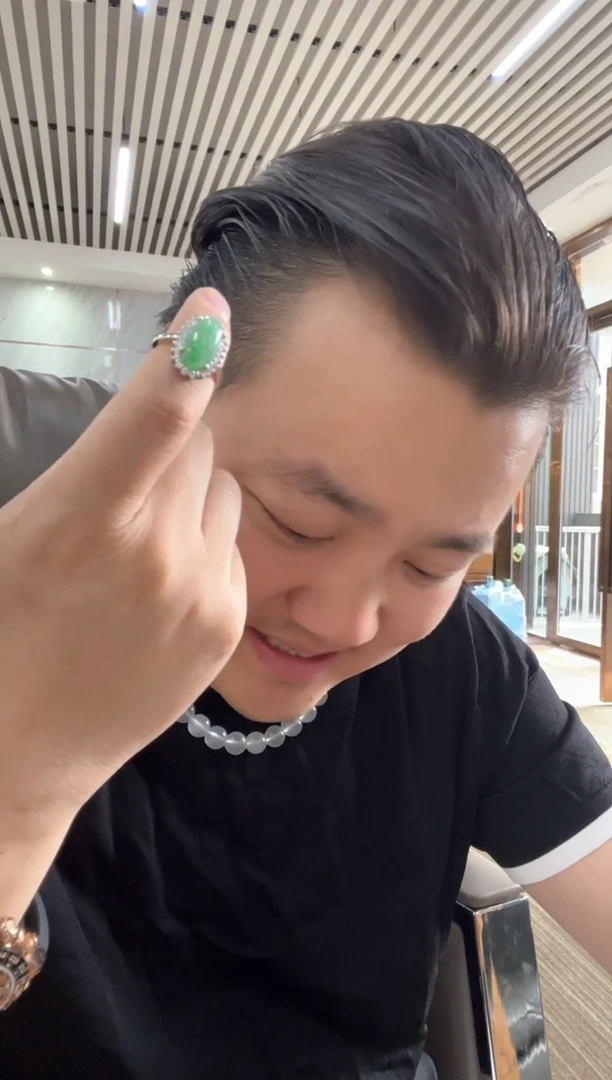翡翠戒指未镶嵌戒指