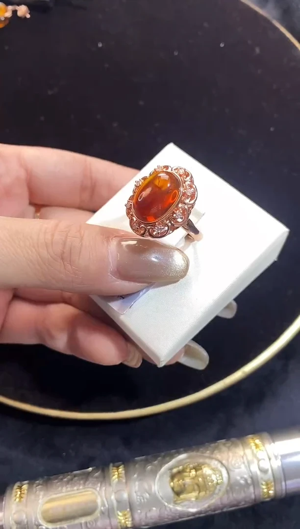 【闪购商品】蓝珀裸石银S925镶嵌墨西哥红蓝珀戒指