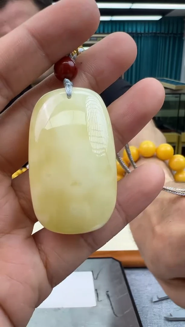 未镶嵌颈饰琥珀212秒拍号 假一罚三