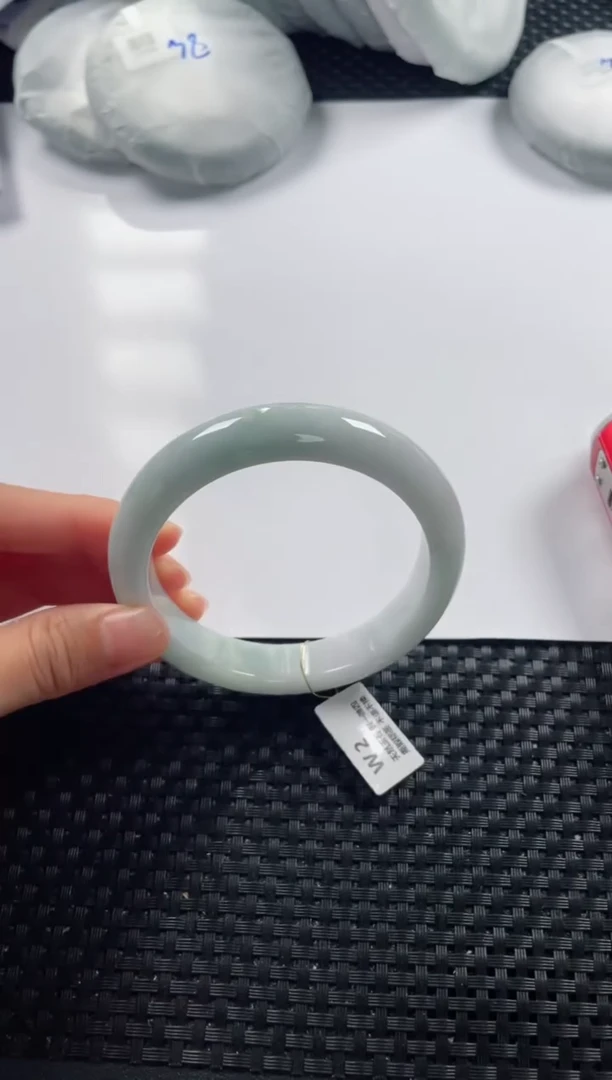 未镶嵌手镯翡翠 8013 60+