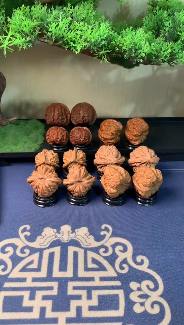 文玩核桃把件44帝王奔