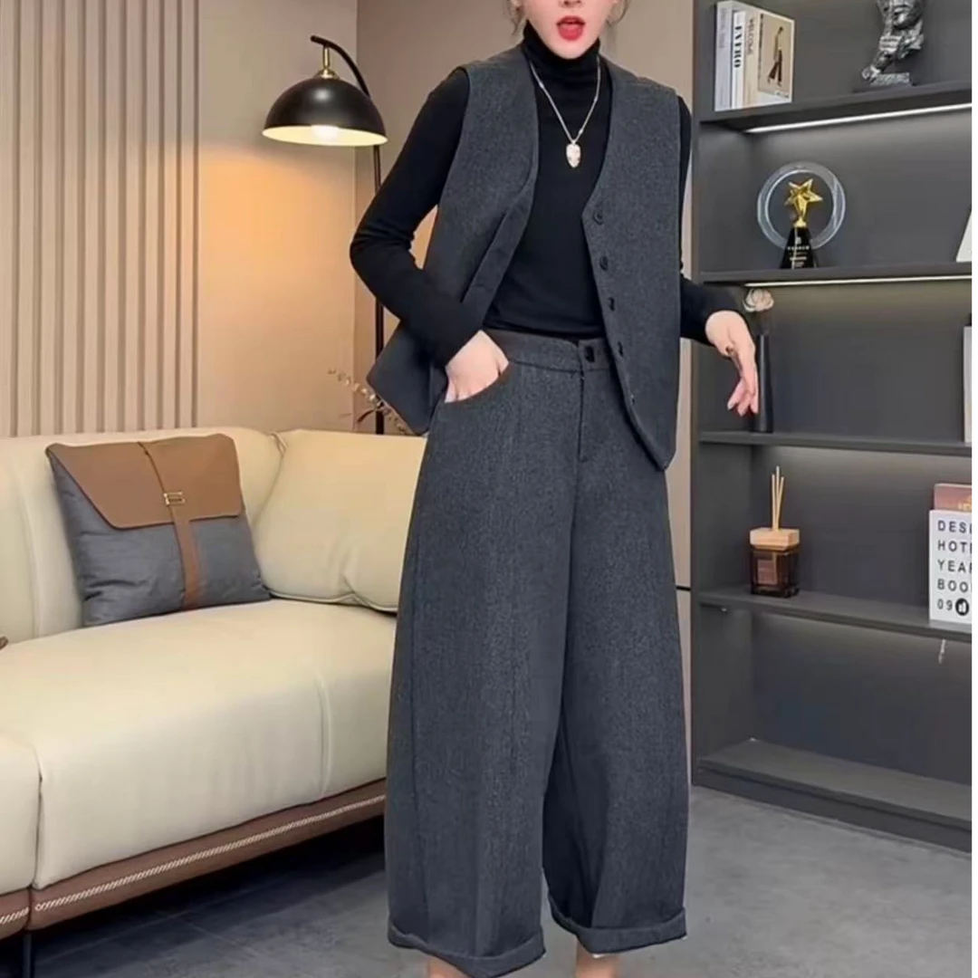 秋季极简风时尚百搭显瘦马甲休闲裤两件套套装