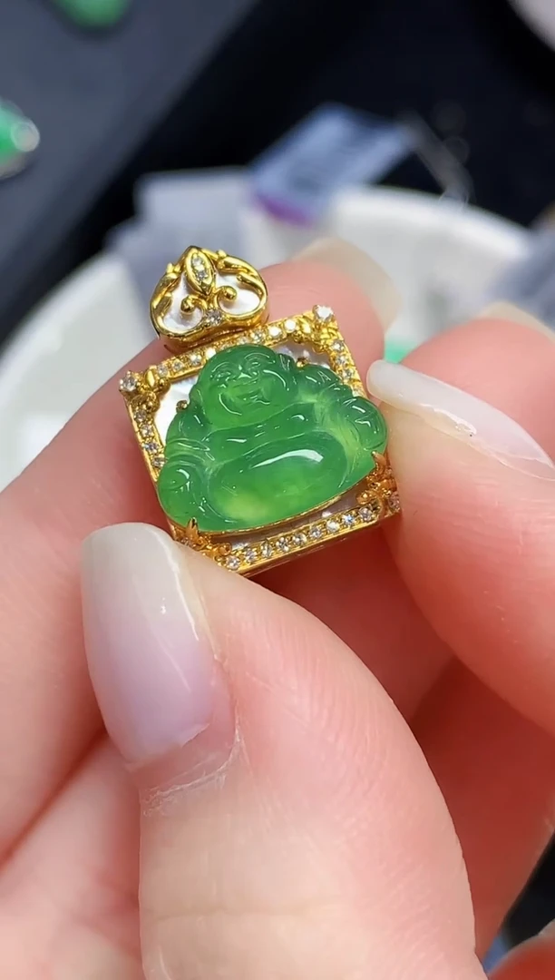 吊坠(不含链)18K金镶嵌翡翠L0925多样性发其一