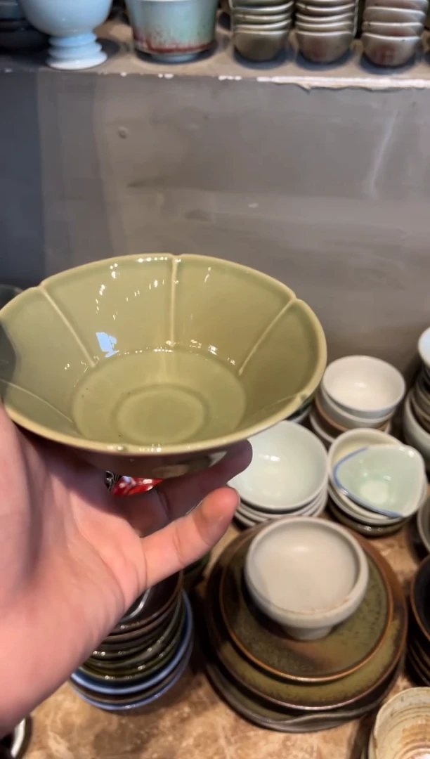 【闪购商品】瓷片121 ，梅子青葵口碗小碗