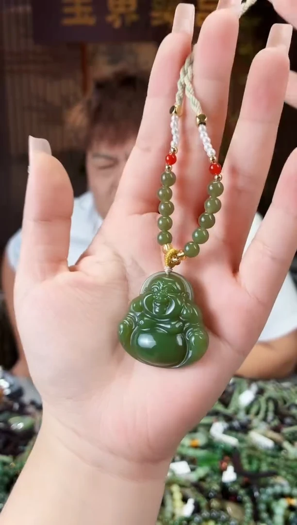 和田玉未镶嵌颈饰拍一发一