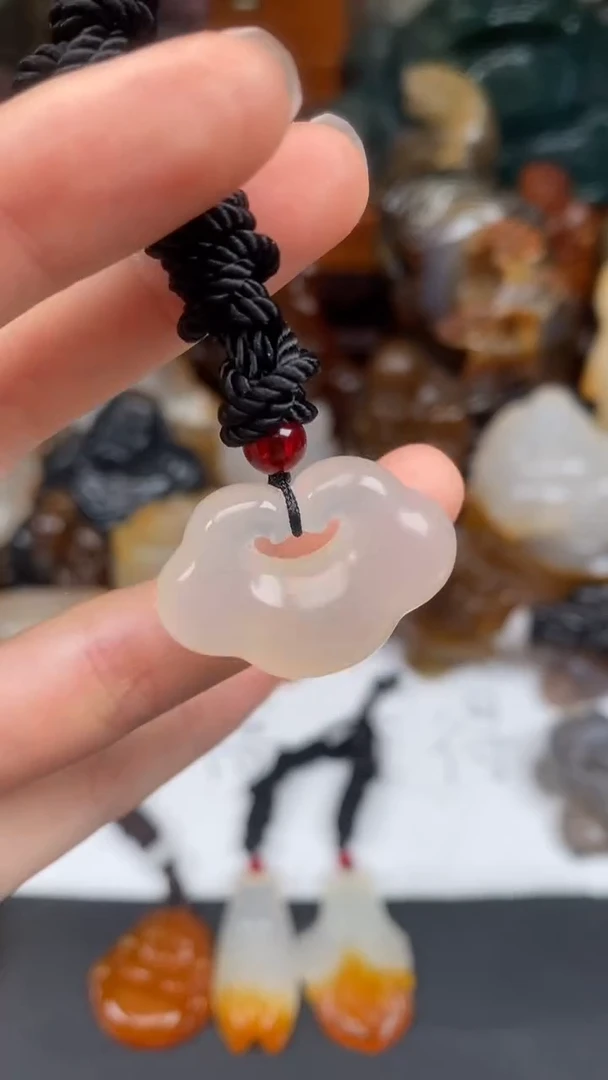 玛瑙/玉髓颈饰未镶嵌AA