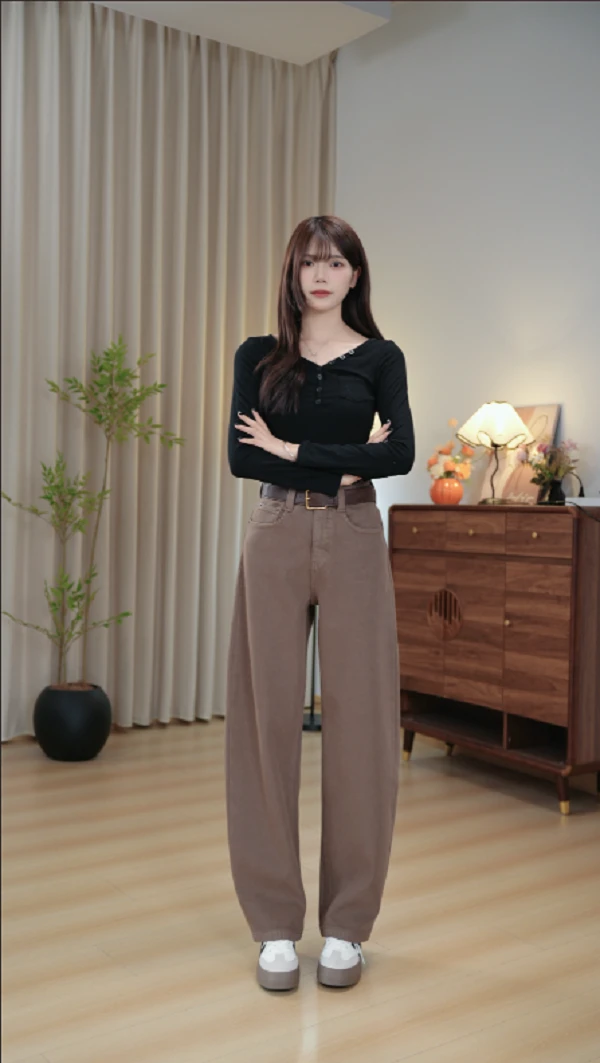 2025 欧货高级水洗设计师款卡其色弯刀牛仔裤07