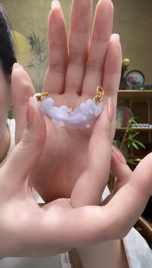 翡翠未镶嵌颈饰吊坠