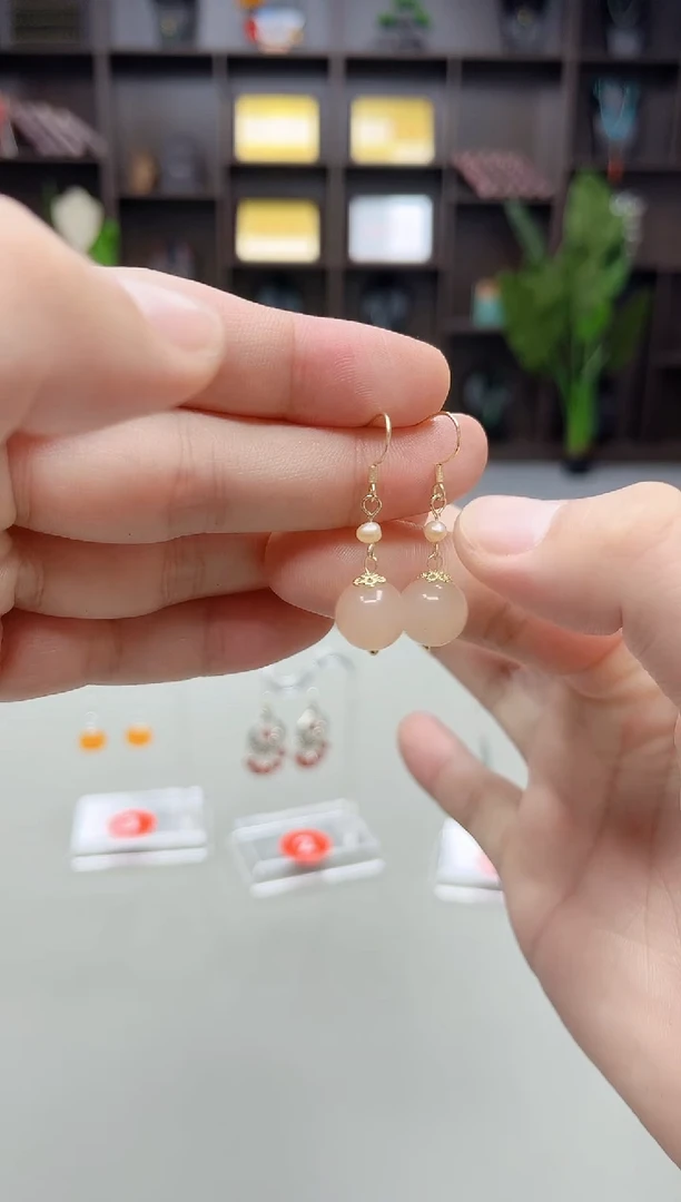 未镶嵌耳饰玛瑙/玉髓218000