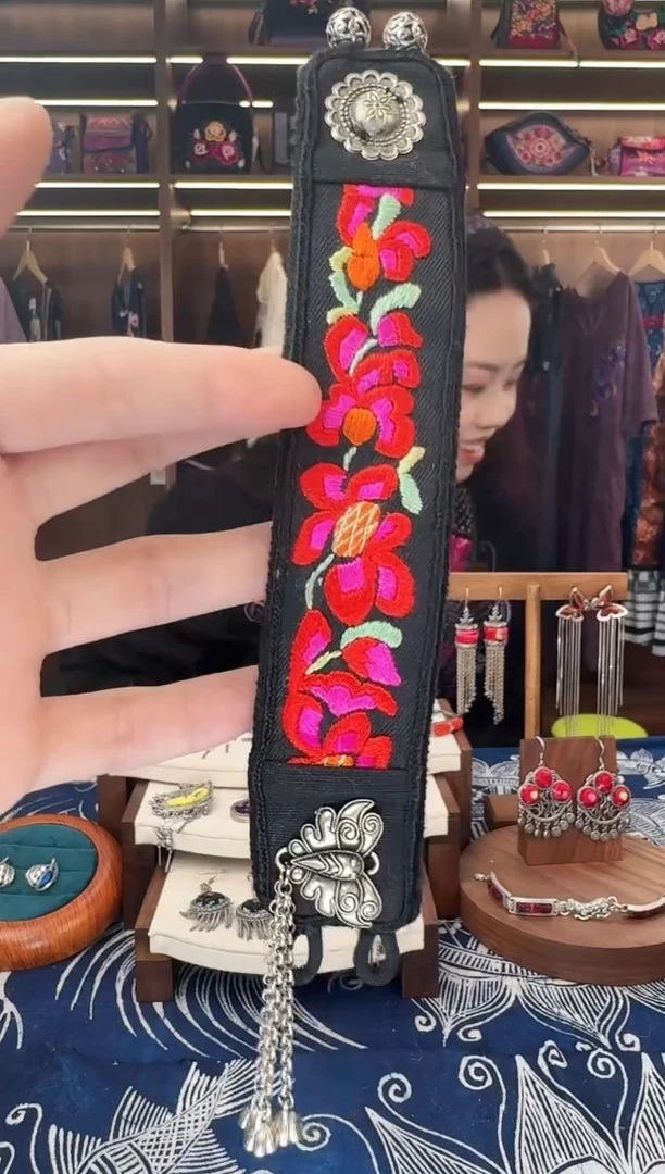 织绣533黔东南苗族刺绣